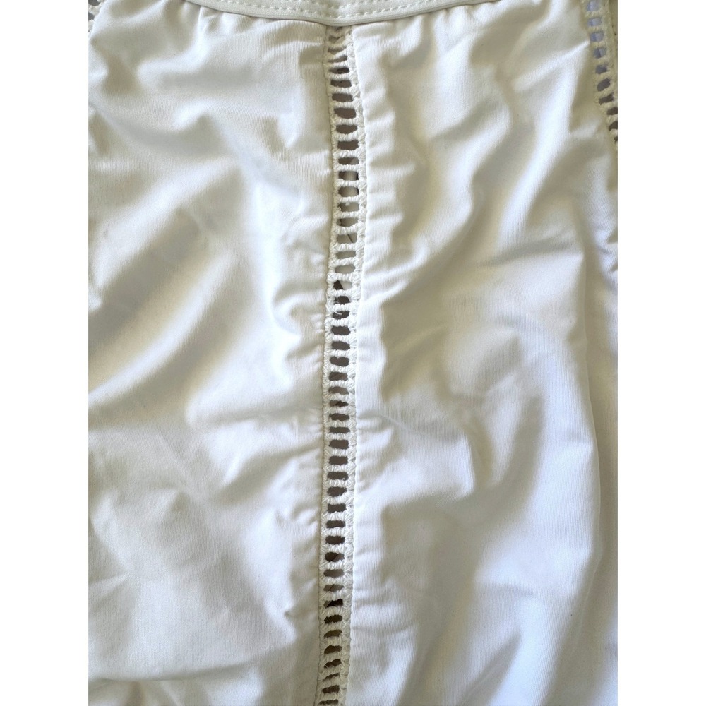 NWT Rhythm White High Neck Halter Hipster Cutout Bottom Size Large Coastal Boho - Picture 9 of 16